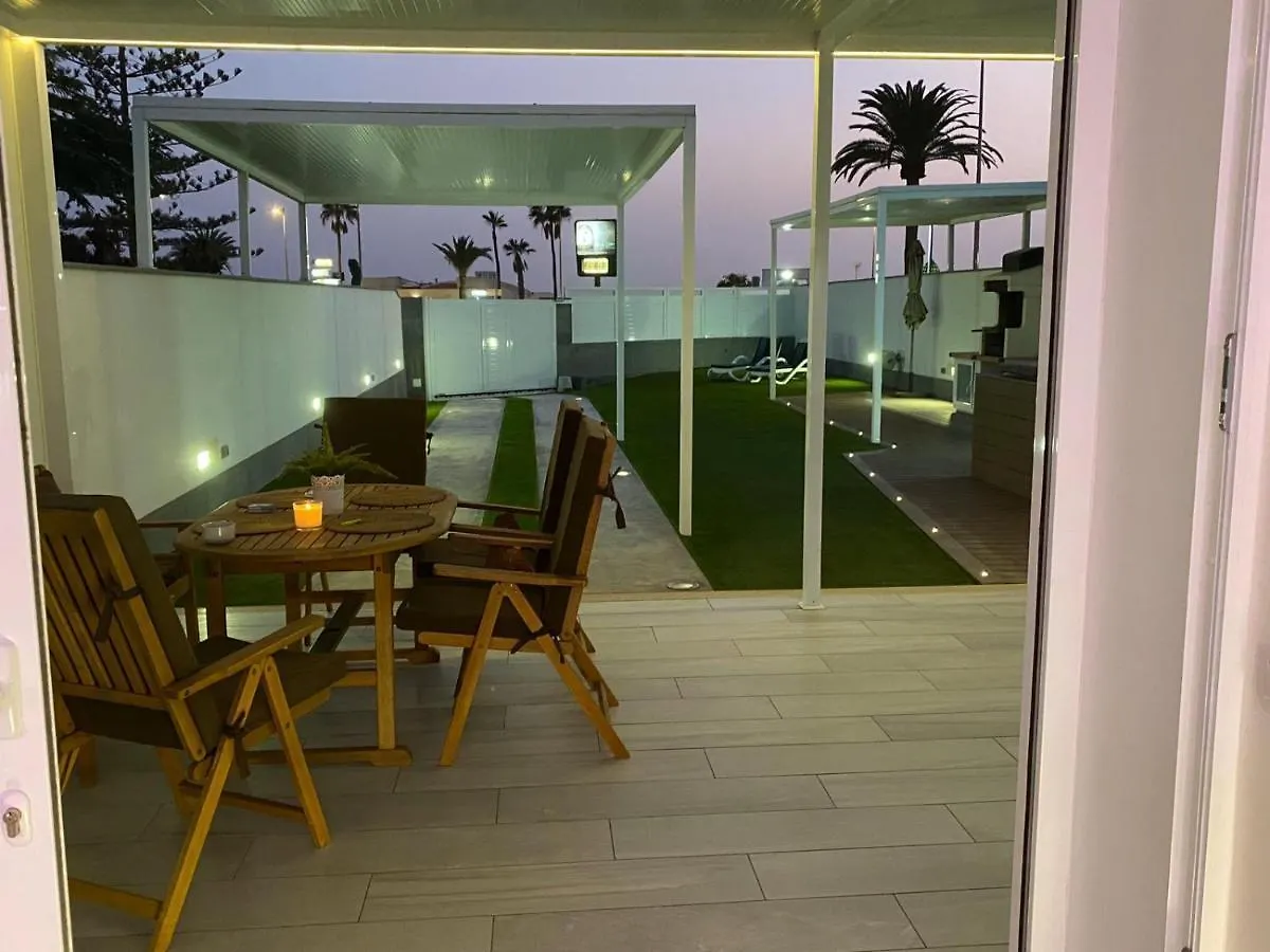 펜션 San Bartolomé Cozy Luxury 빌라