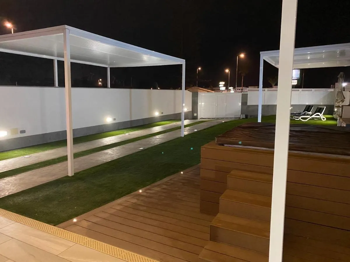 펜션 San Bartolomé Cozy Luxury 빌라 스페인